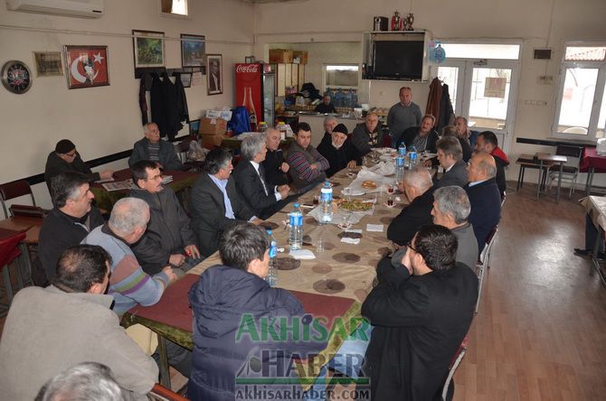 AK Parti Başkan Adayı Salih Hızlı, Güplüceli Vatandaşlarla Kahvaltıda Buluştu
